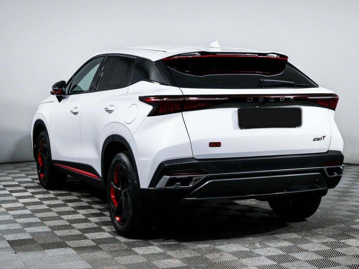 OMODA C5 с пробегом — 2022 год. Фото: #6