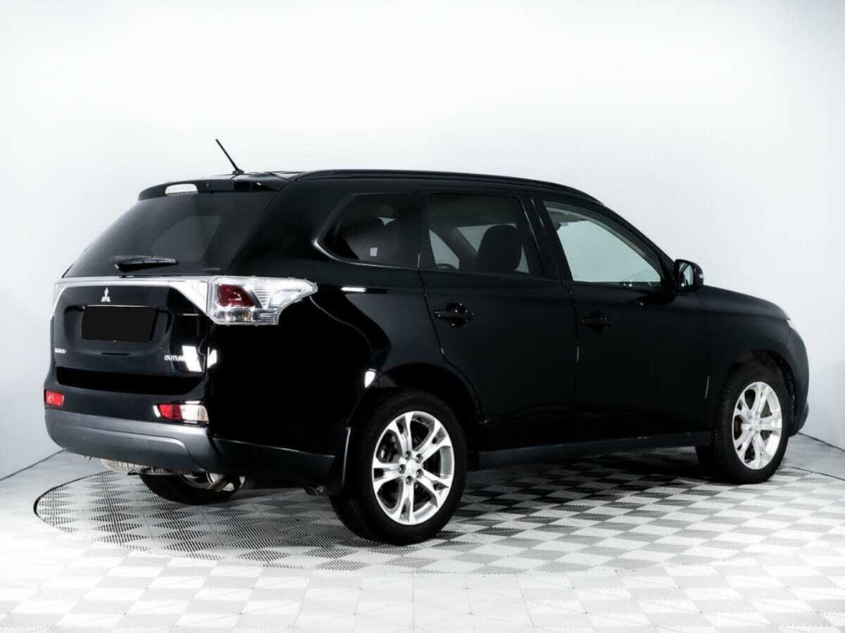 Mitsubishi Outlander с пробегом — 2013 год. Фото: #4