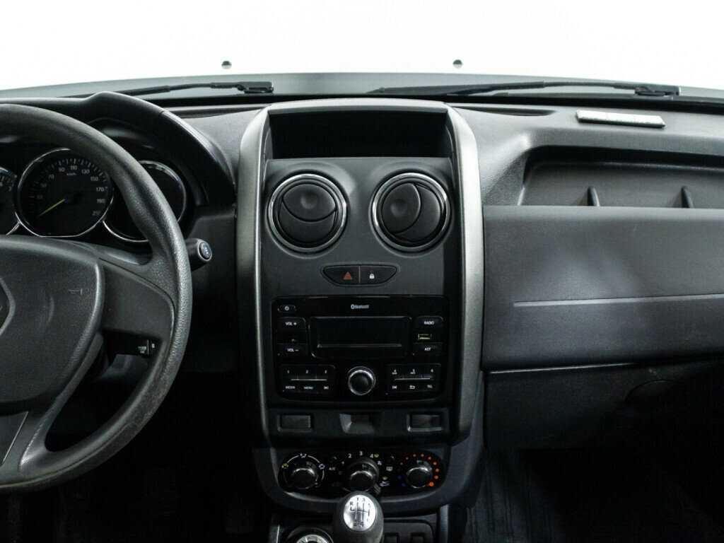 Renault Duster с пробегом — 2017 год. Фото: #10