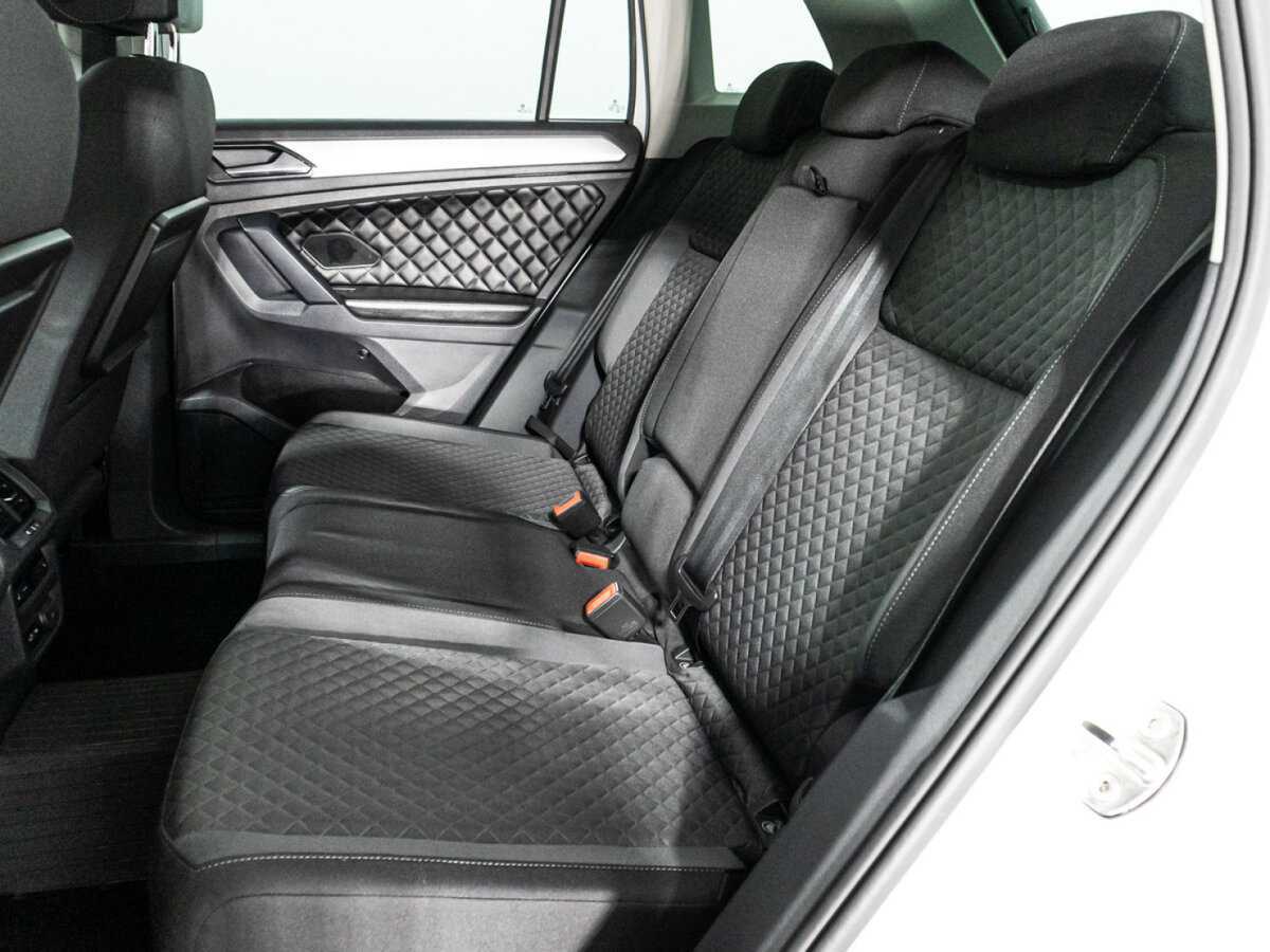 Volkswagen Tiguan с пробегом — 2018 год. Фото: #8