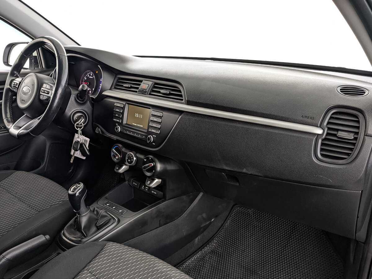 Kia Rio с пробегом — 2018 год. Фото: #12