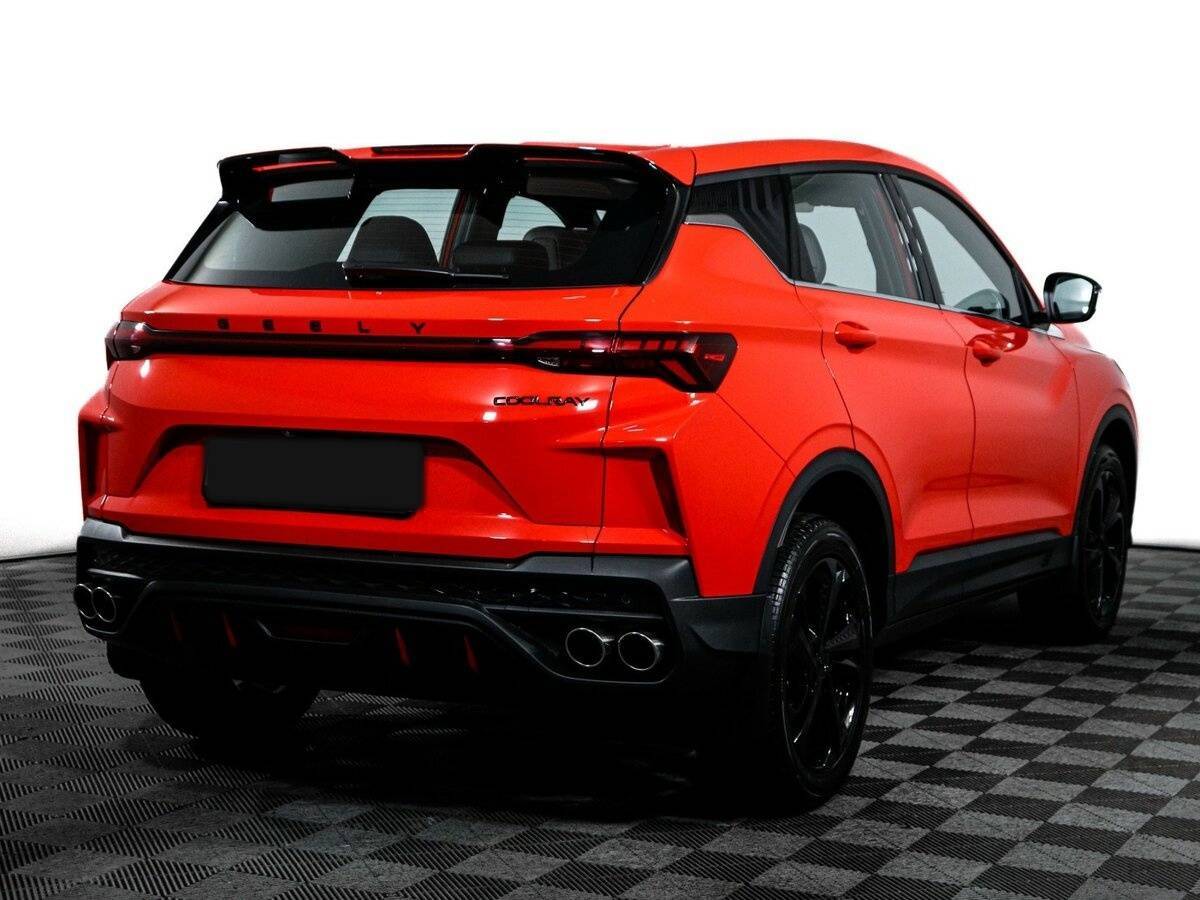 Geely Coolray с пробегом — 2024 год. Фото: #4