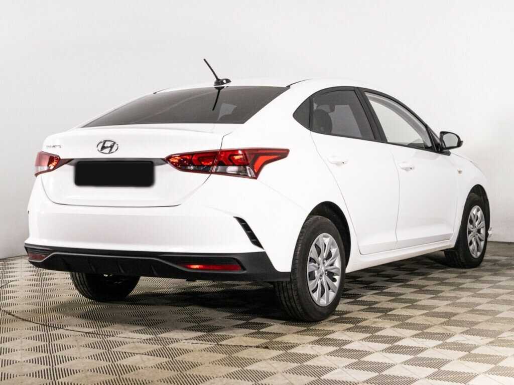 Hyundai Solaris с пробегом — 2022 год. Фото: #4