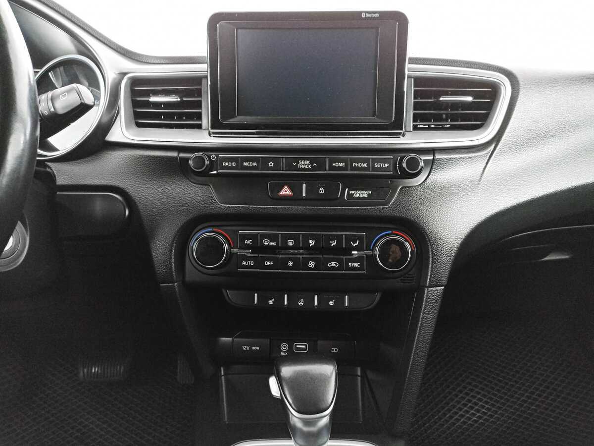 Kia Ceed с пробегом — 2018 год. Фото: #12