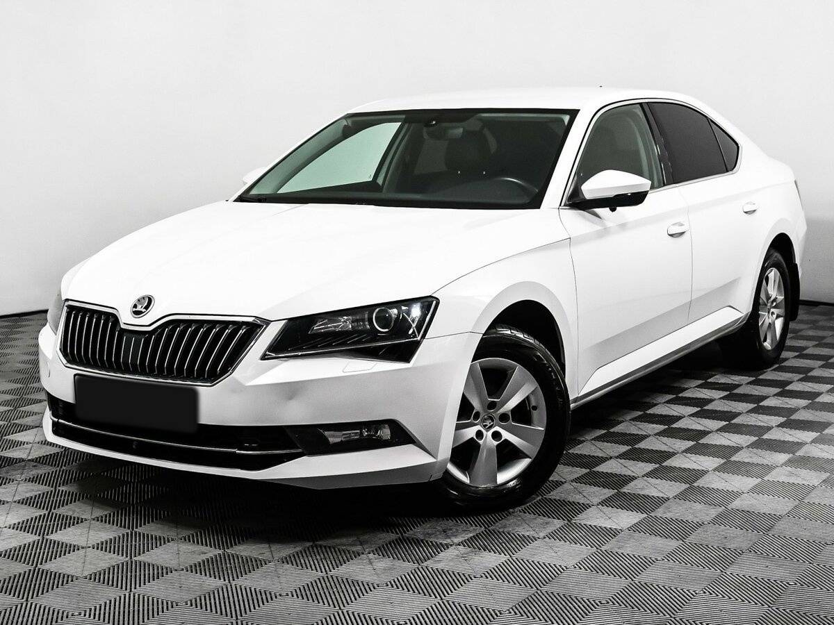 Skoda Superb с пробегом — 2016 год. Посмотреть фото