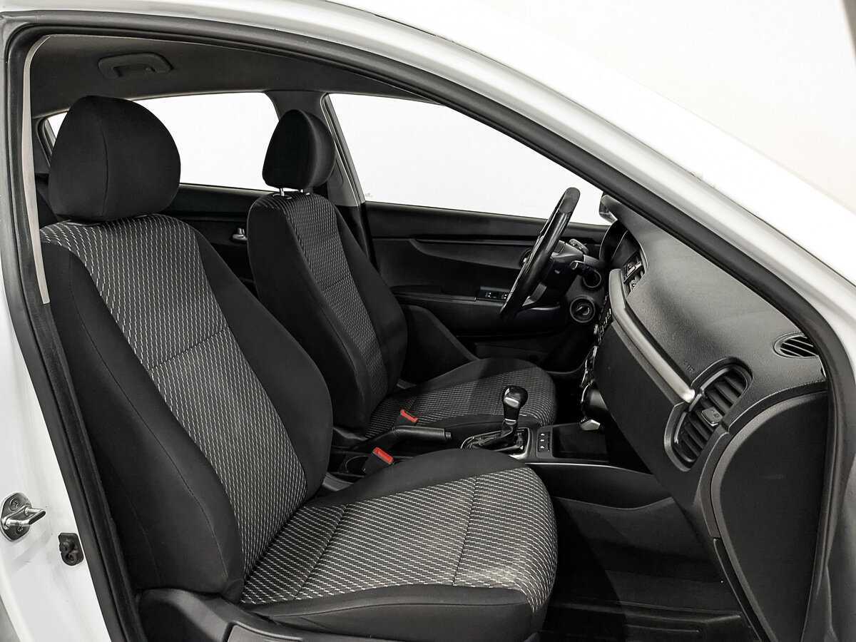 Kia Rio с пробегом — 2020 год. Фото: #22