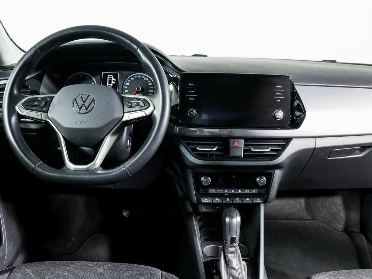 Volkswagen Polo с пробегом — 2021 год. Фото: #11