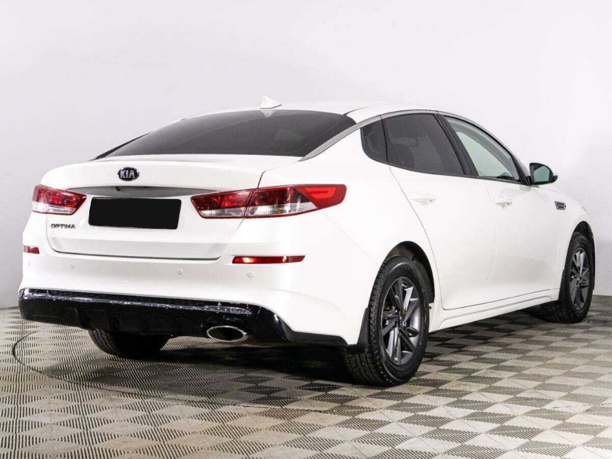 Kia Optima с пробегом — 2018 год. Фото: #4