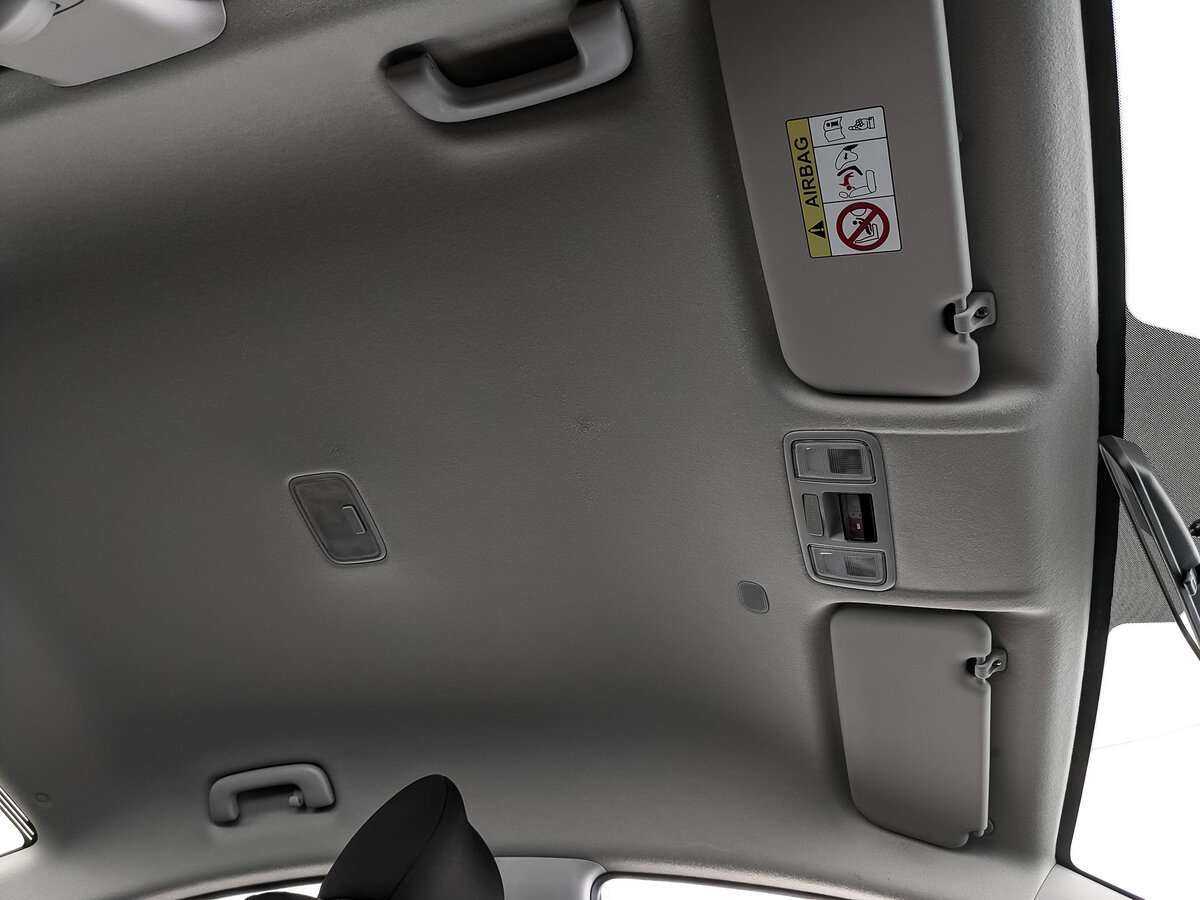 Hyundai Solaris с пробегом — 2022 год. Фото: #18