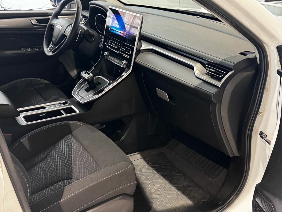 Haval M6 с пробегом — 2024 год. Фото: #23