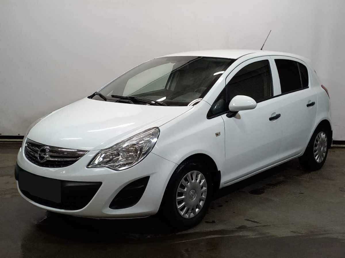 Opel Corsa с пробегом — 2012 год. Фото: #0