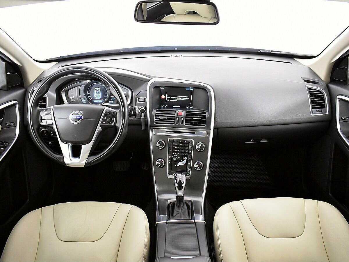 Volvo XC60 с пробегом — 2014 год. Фото: #9