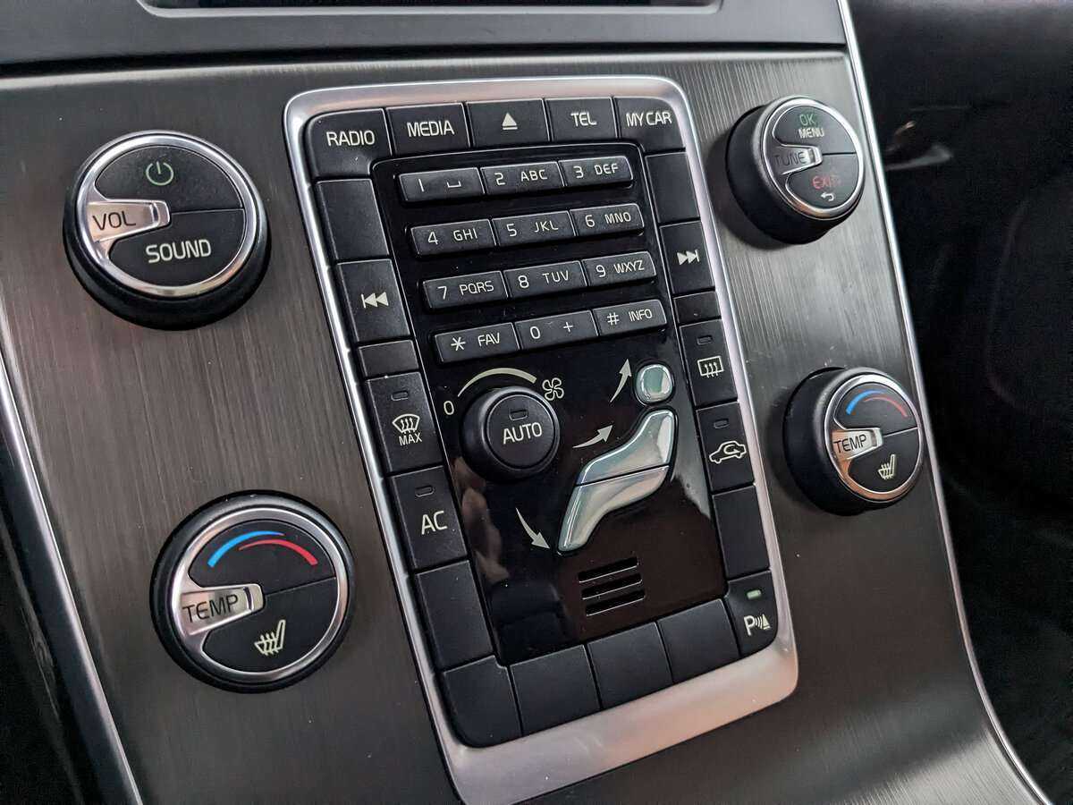 Volvo S60 с пробегом — 2012 год. Фото: #18