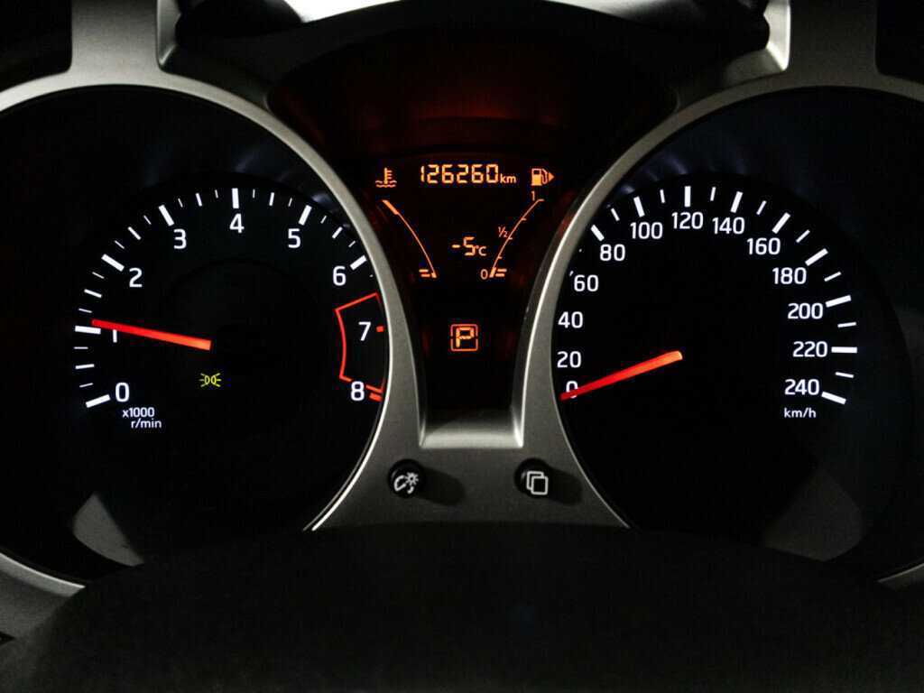 Nissan Juke с пробегом — 2013 год. Фото: #11