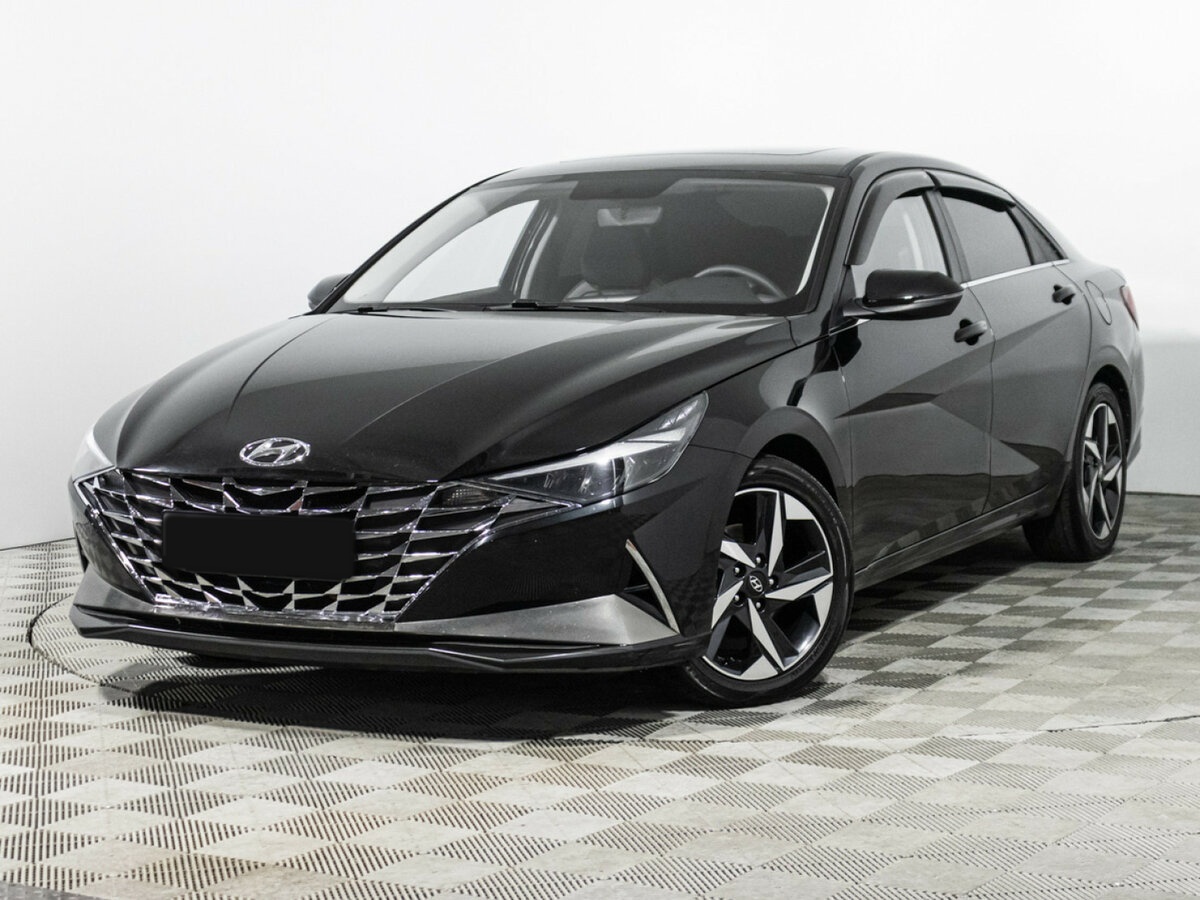 Hyundai Elantra с пробегом — 2023 год. Фото: #0