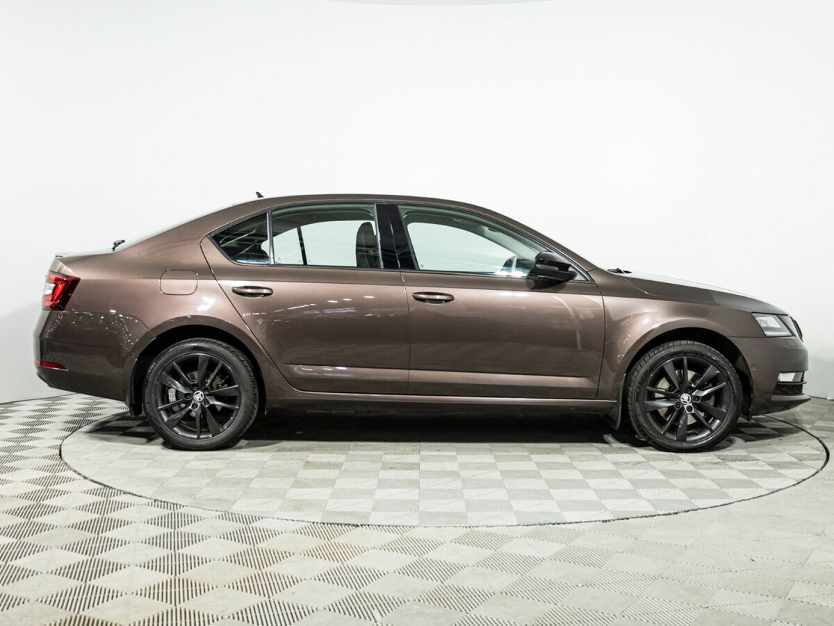 Skoda Octavia с пробегом — 2017 год. Фото: #3