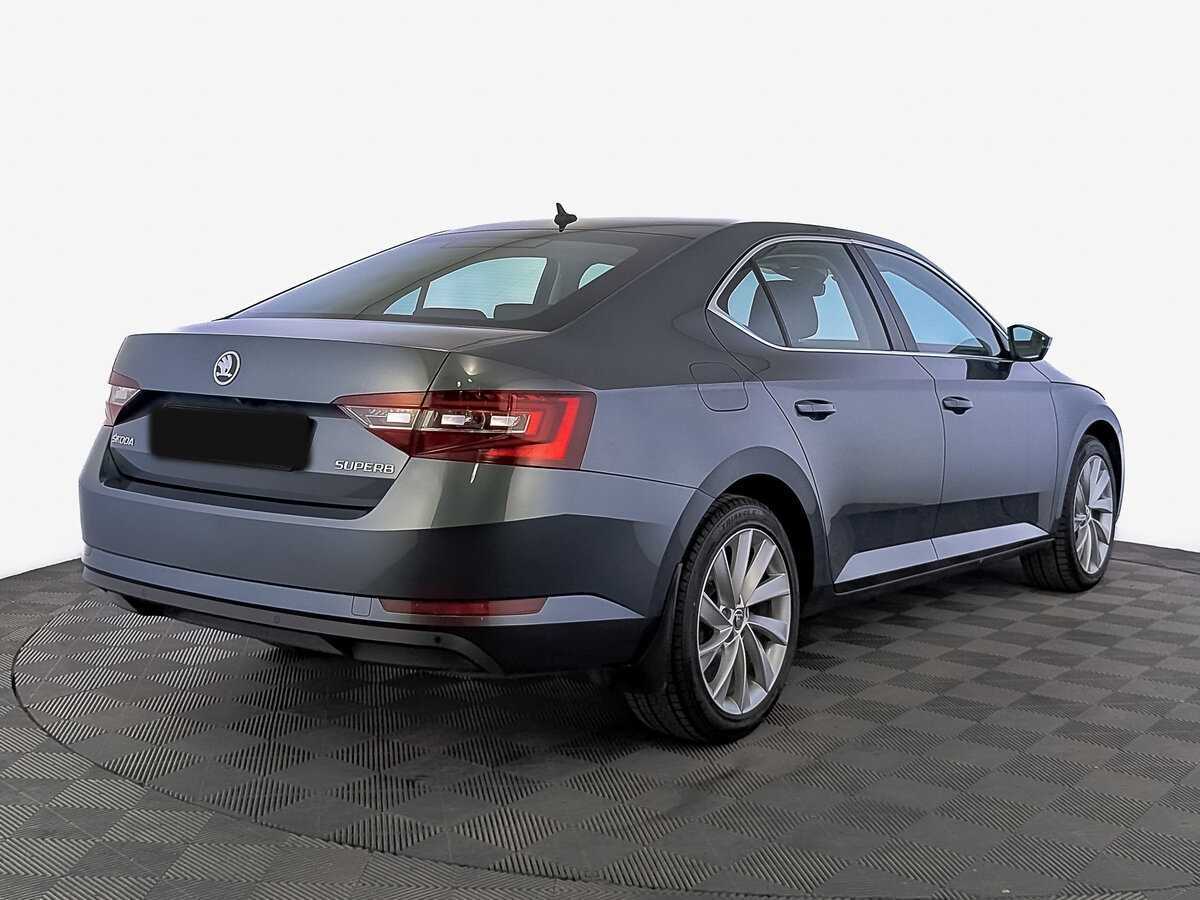 Skoda Superb с пробегом — 2018 год. Фото: #4