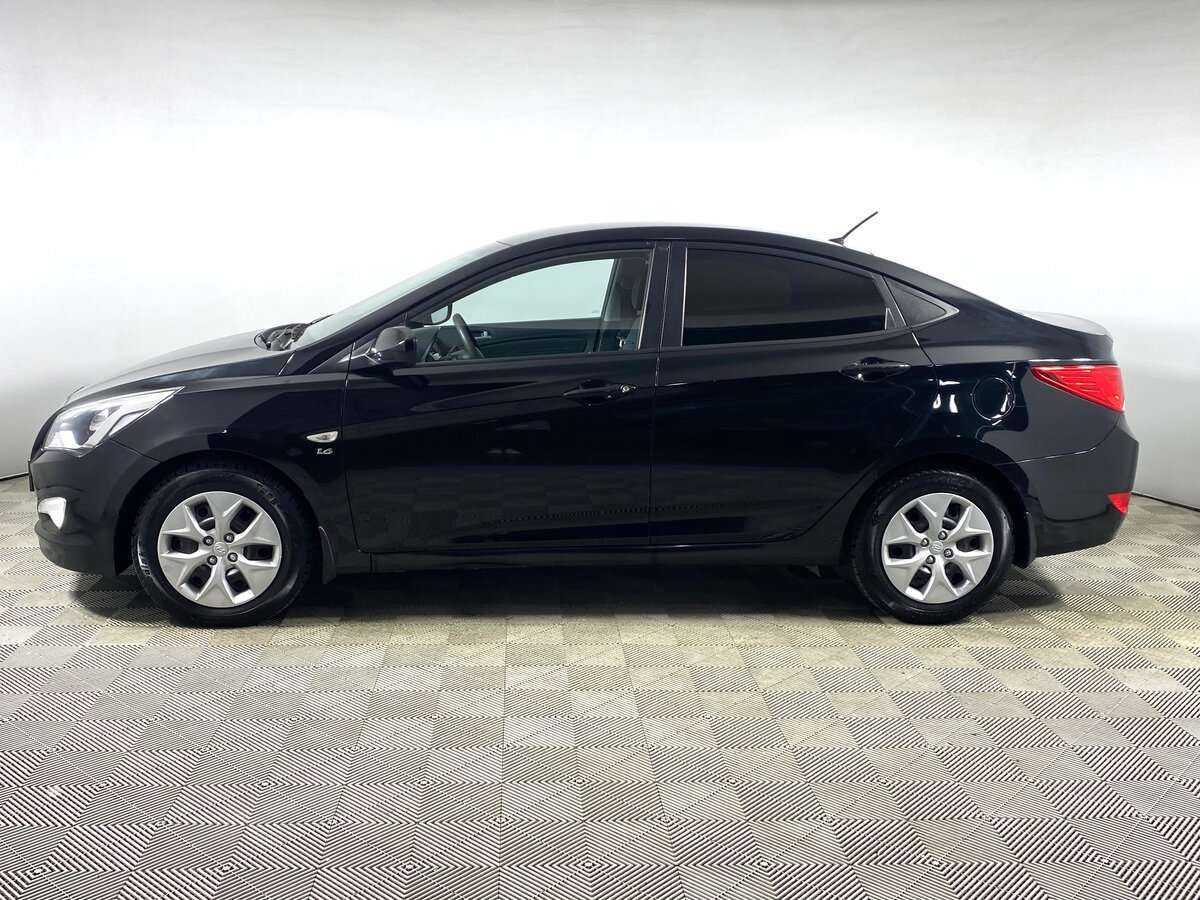 Hyundai Solaris с пробегом — 2015 год. Фото: #7