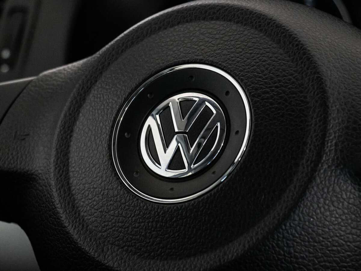 Volkswagen Jetta с пробегом — 2013 год. Фото: #11