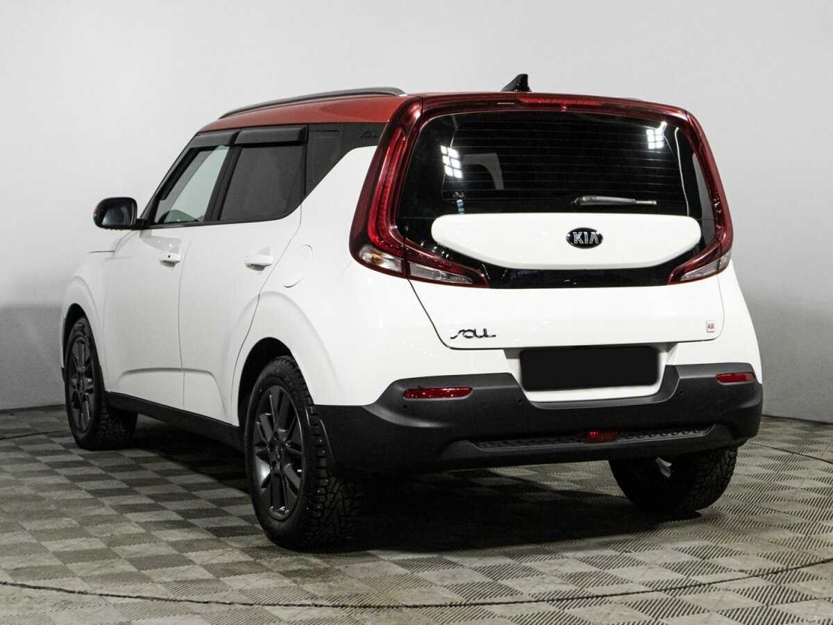 Kia Soul с пробегом — 2021 год. Фото: #6