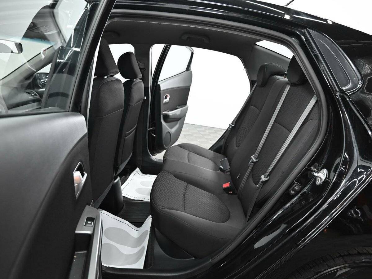 Kia Rio с пробегом — 2014 год. Фото: #12