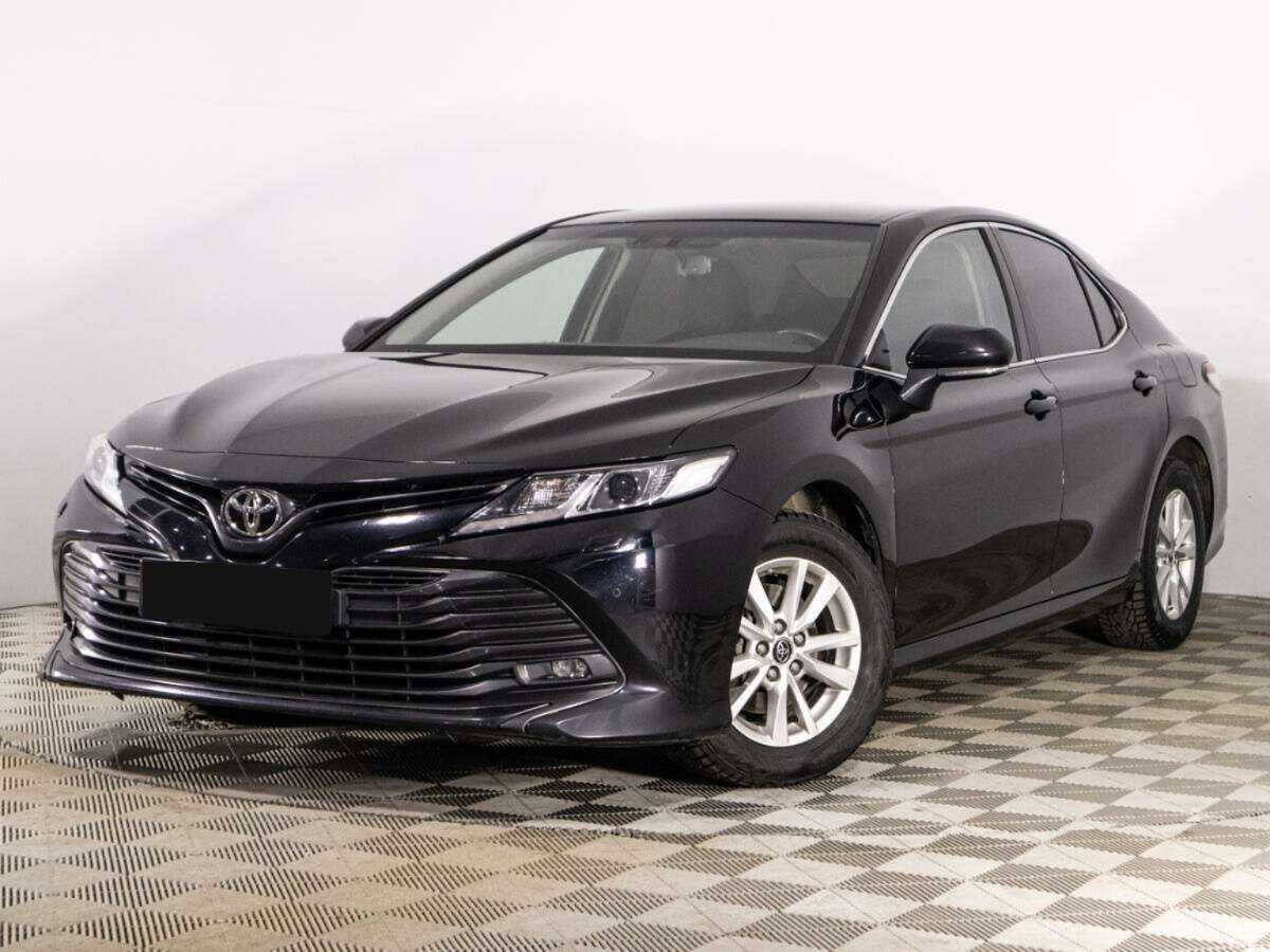 Toyota Camry с пробегом — 2019 год. Посмотреть фото