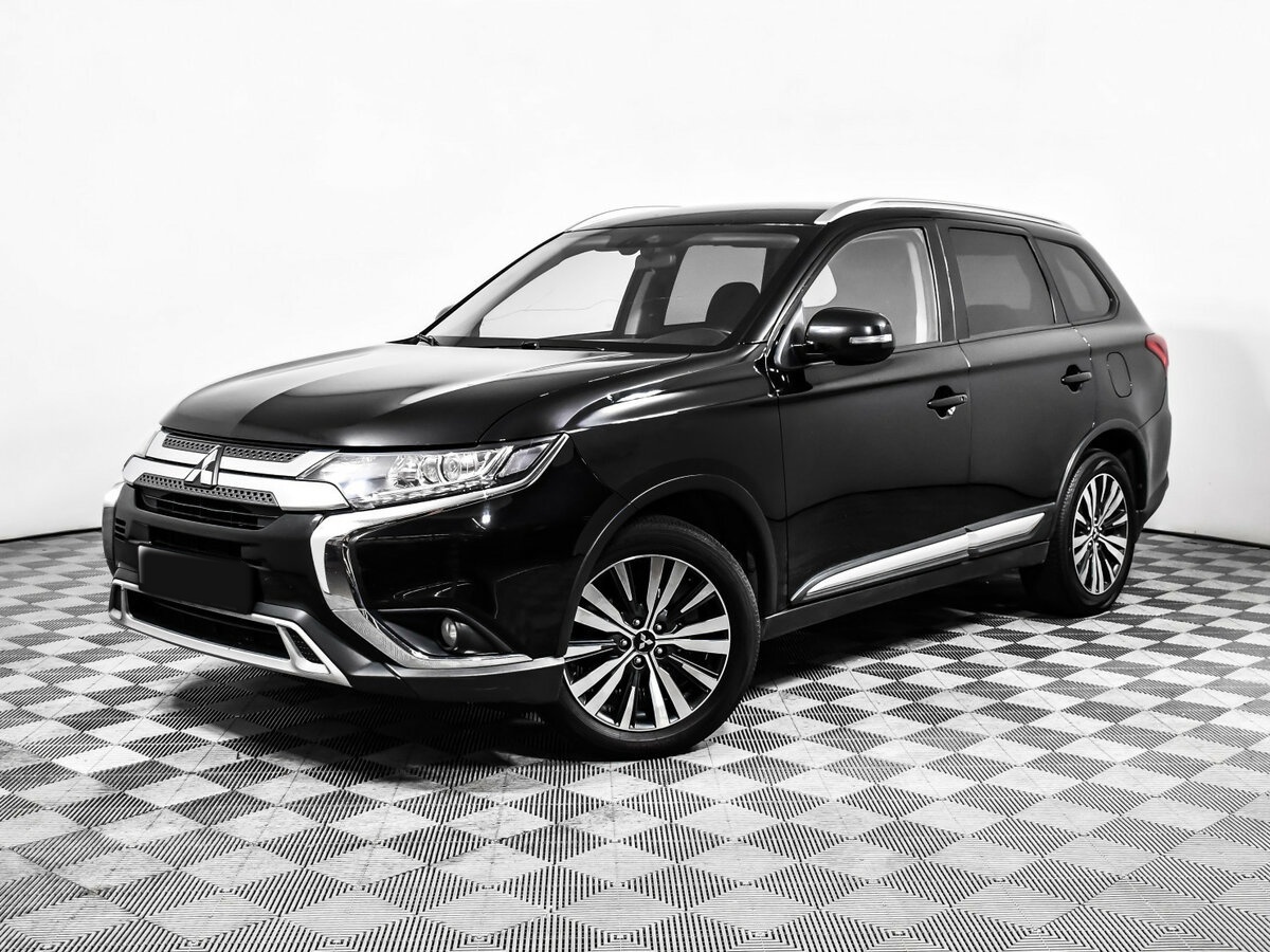 Mitsubishi Outlander с пробегом — 2018 год. Фото: #0