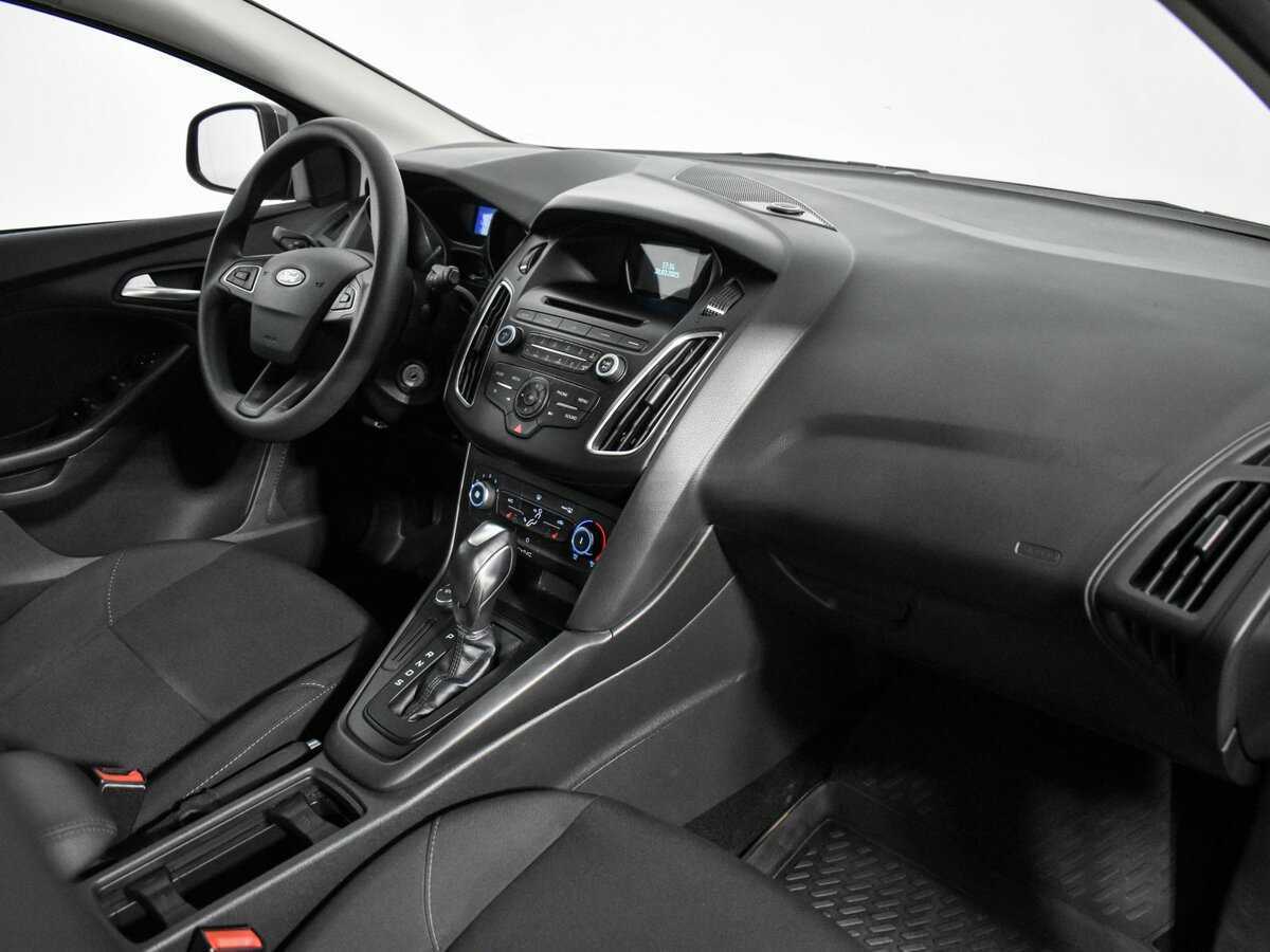 Ford Focus с пробегом — 2016 год. Фото: #12