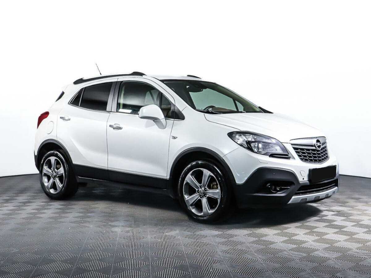Opel Mokka с пробегом — 2012 год. Фото: #2