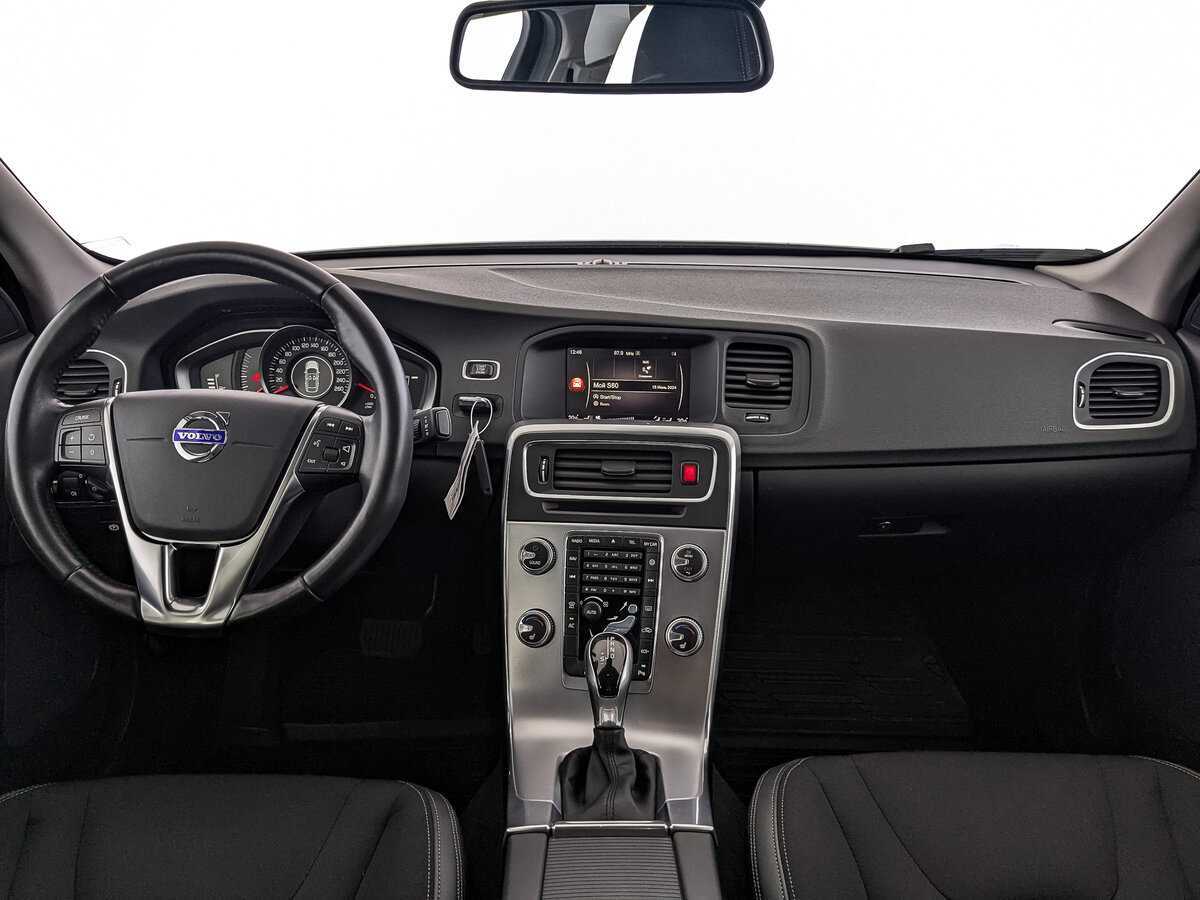 Volvo S60 с пробегом — 2017 год. Фото: #9