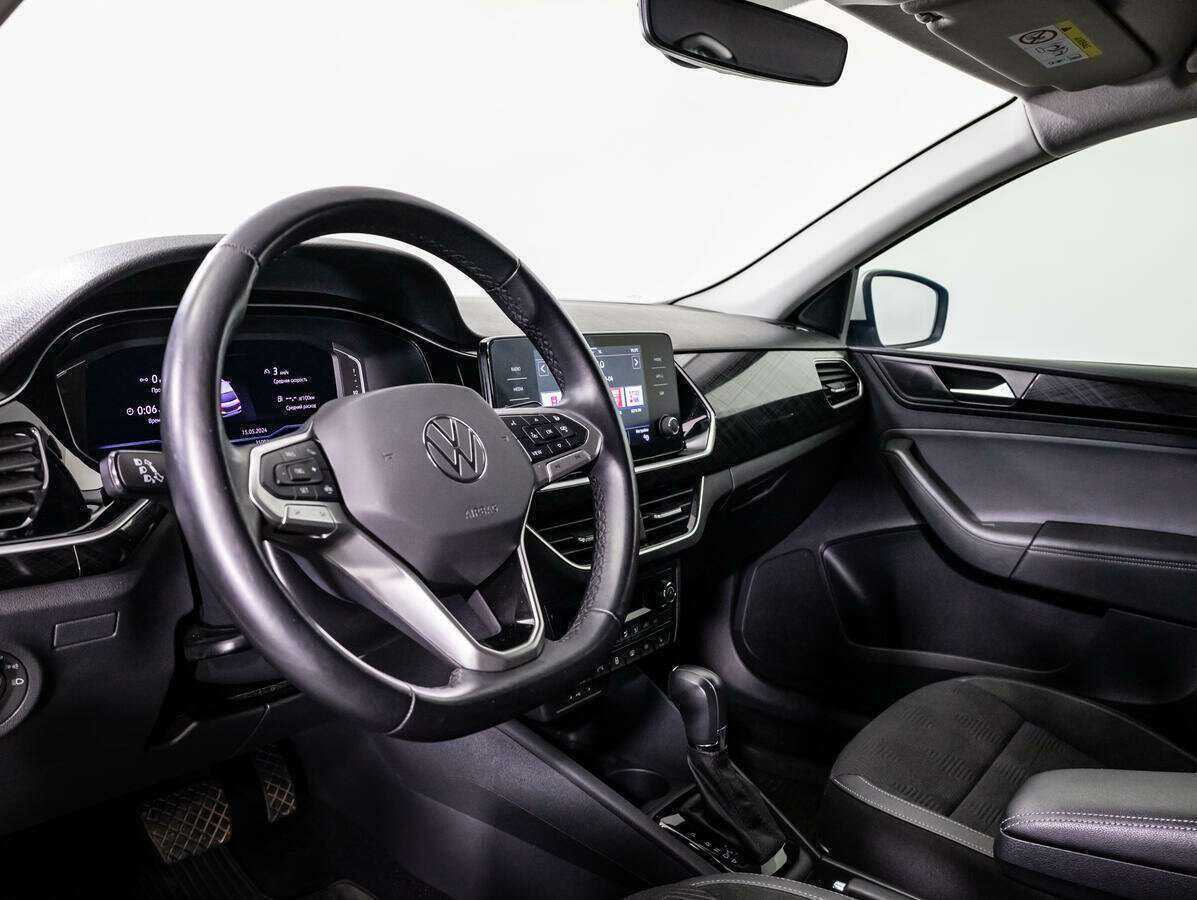 Volkswagen Polo с пробегом — 2020 год. Фото: #10