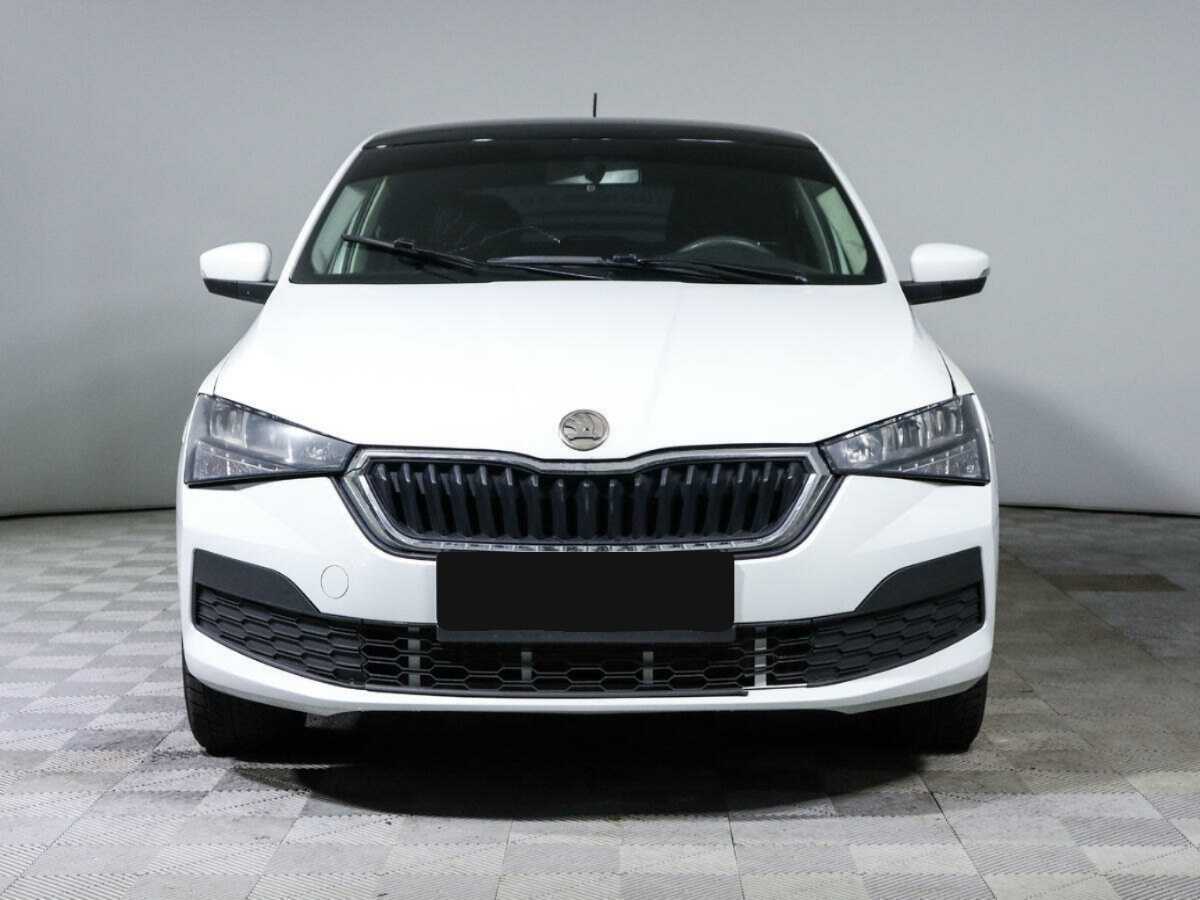 Skoda Rapid с пробегом — 2021 год. Фото: #1