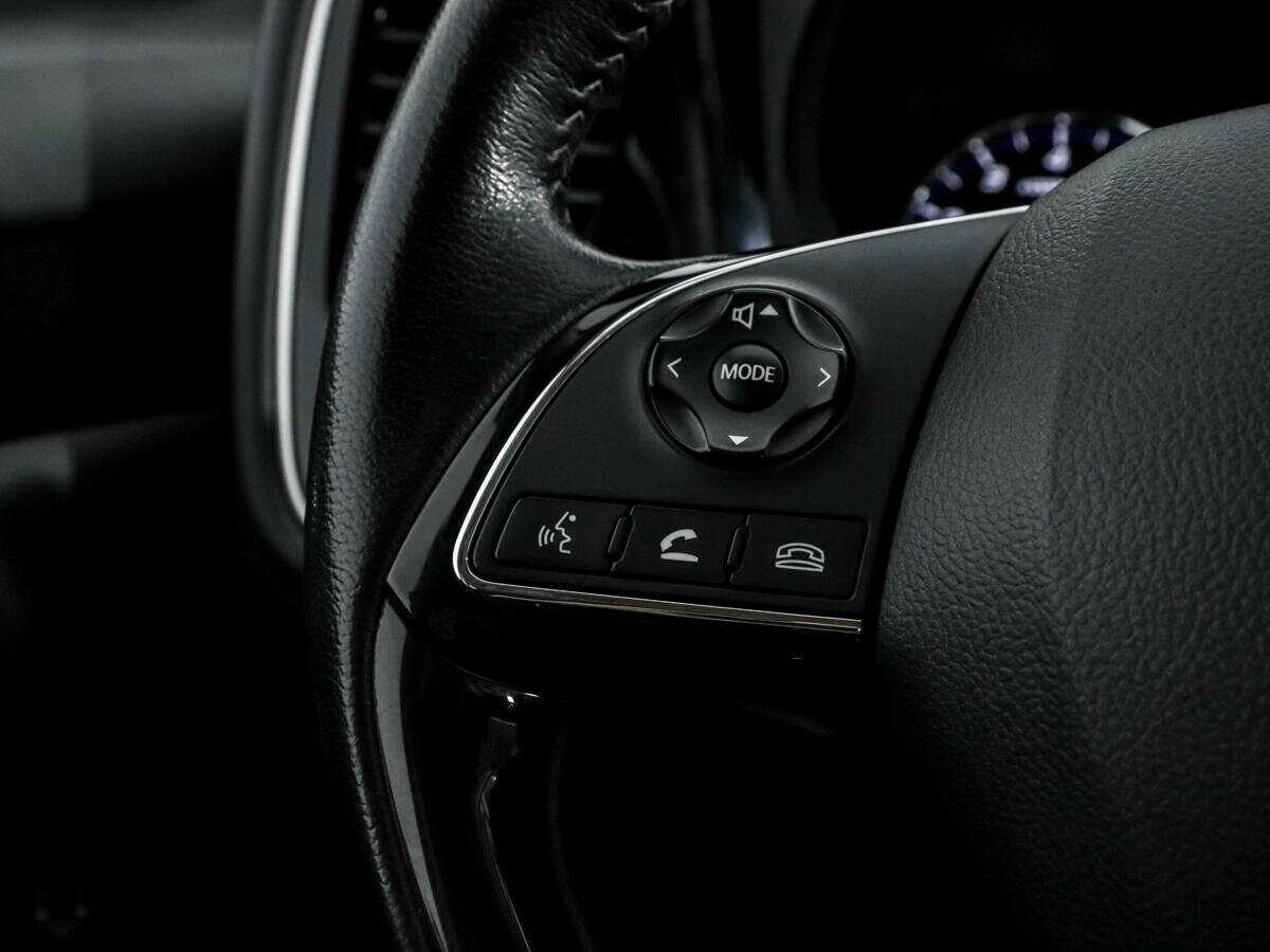 Mitsubishi Outlander с пробегом — 2019 год. Фото: #13