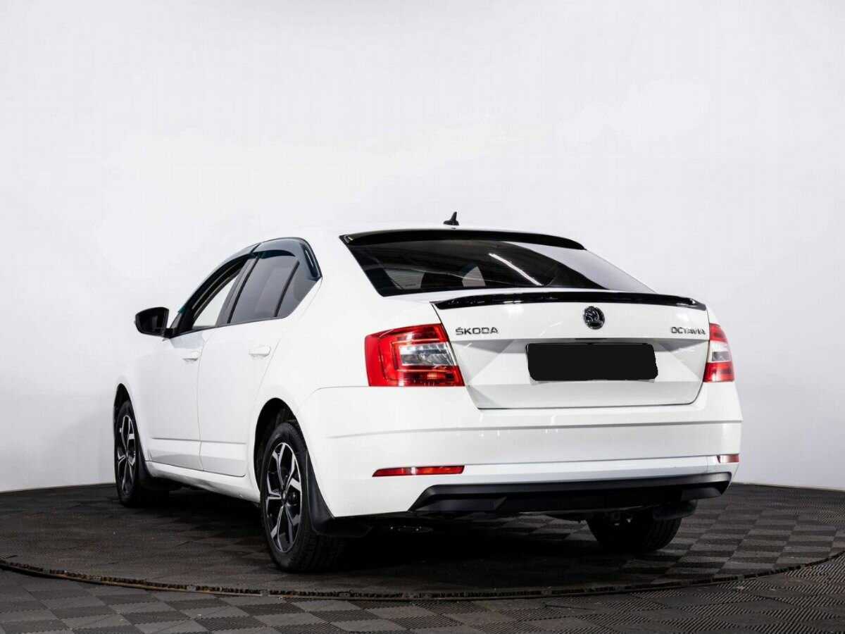 Skoda Octavia с пробегом — 2018 год. Фото: #3