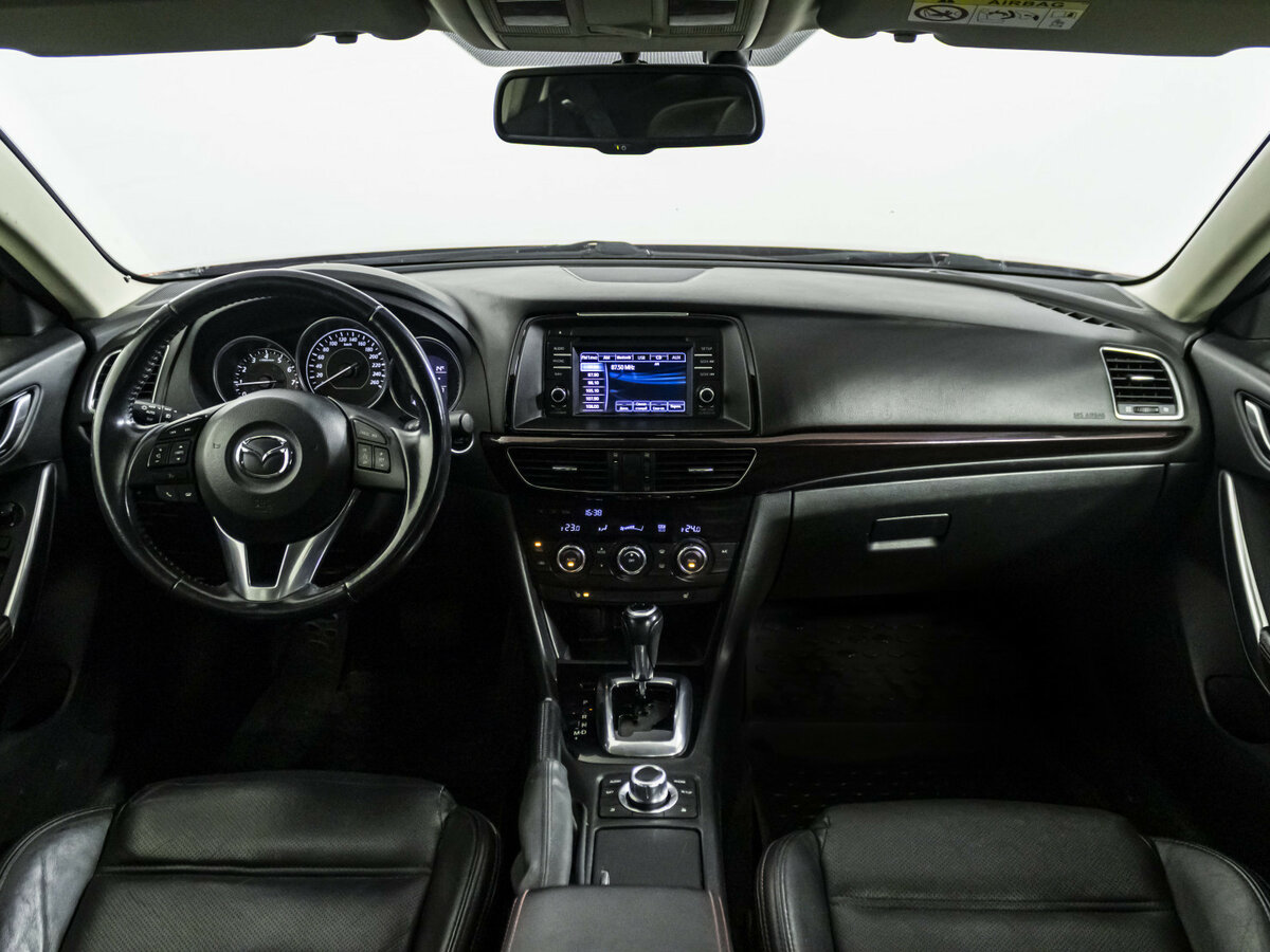 Mazda 6 с пробегом — 2014 год. Фото: #10