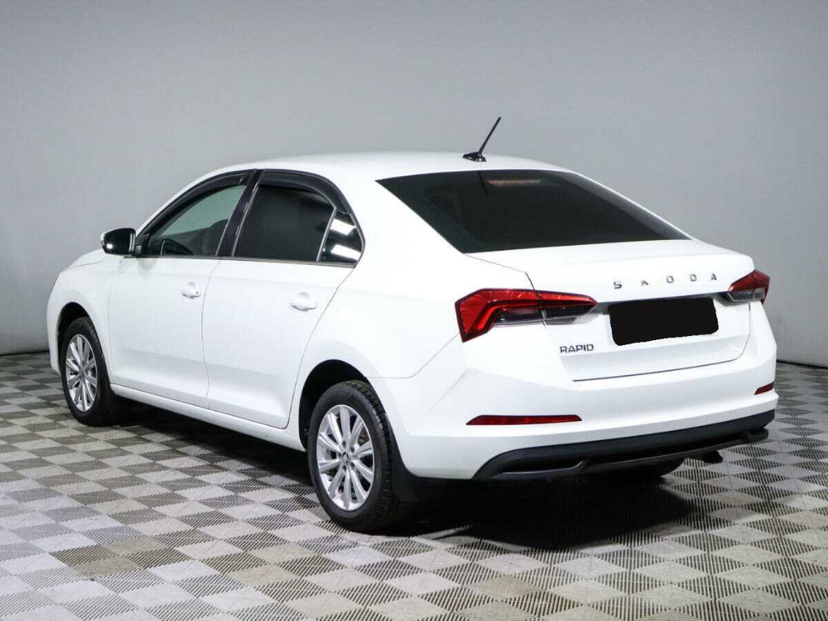Skoda Rapid с пробегом — 2021 год. Фото: #6