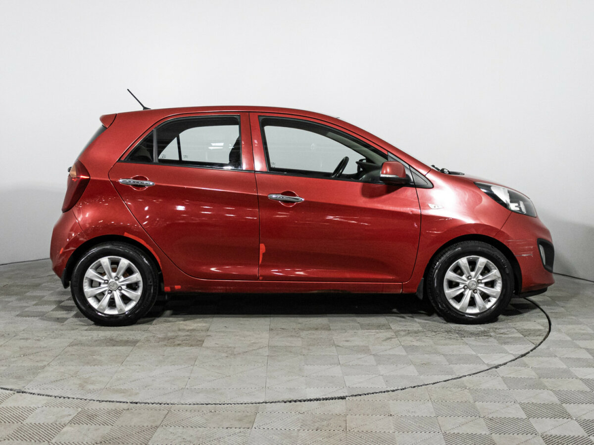 Kia Picanto с пробегом — 2014 год. Фото: #3