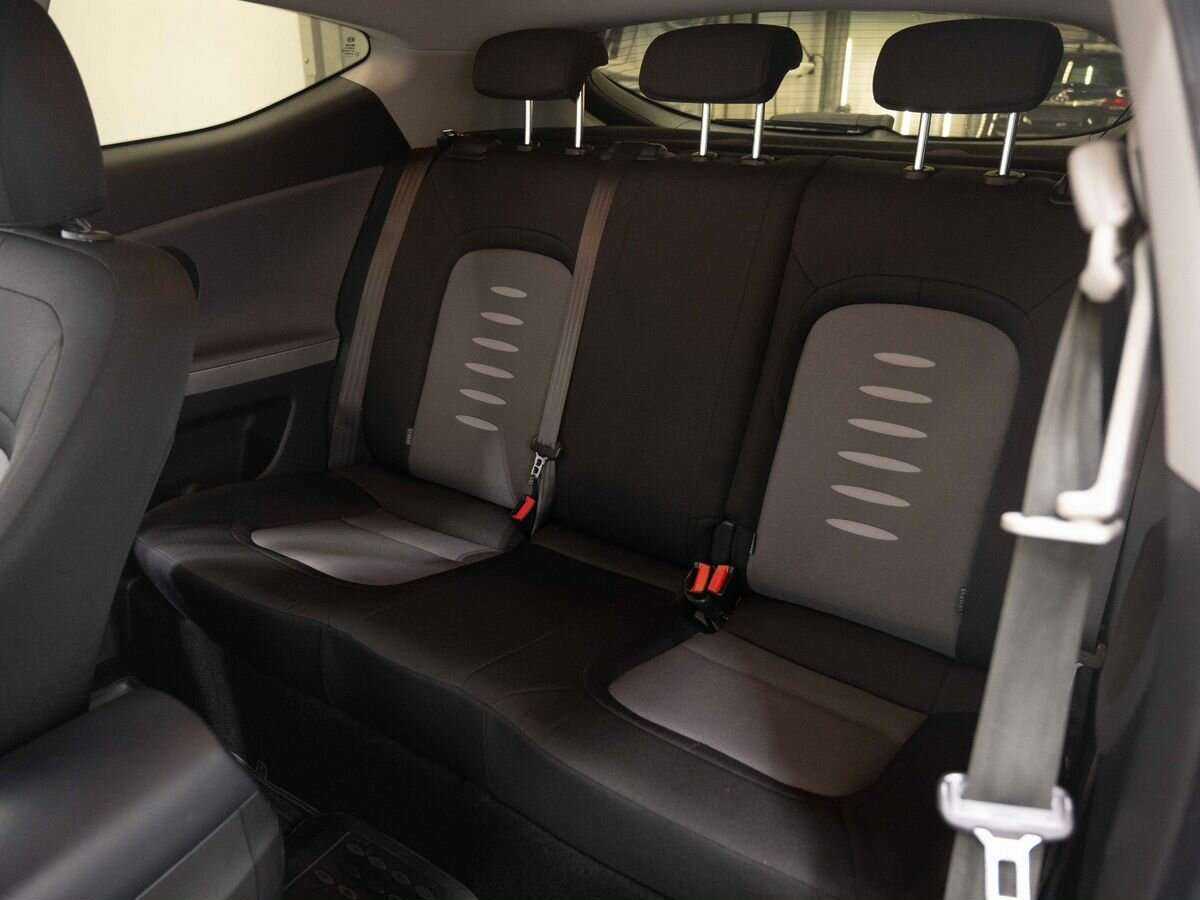 Kia Ceed с пробегом — 2014 год. Фото: #8