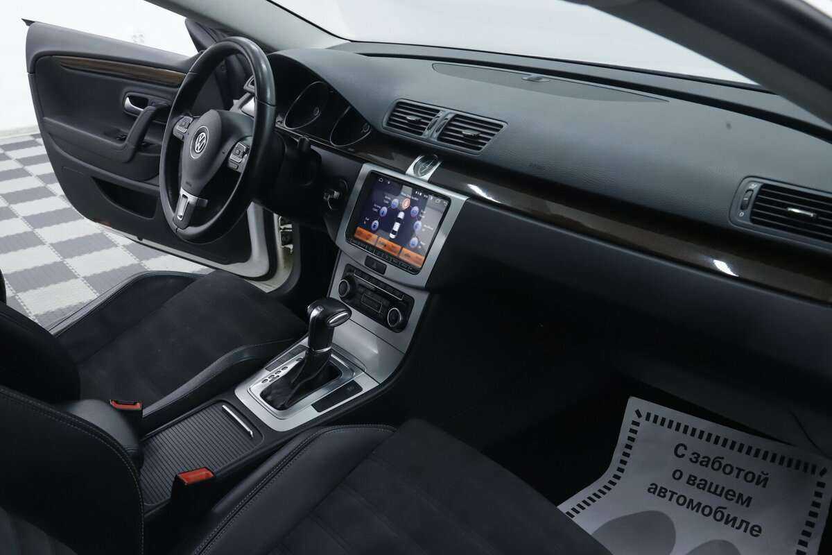Volkswagen Passat CC с пробегом — 2012 год. Фото: #15