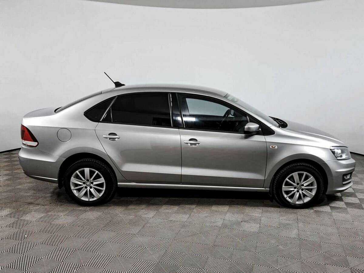 Volkswagen Polo с пробегом — 2017 год. Фото: #3