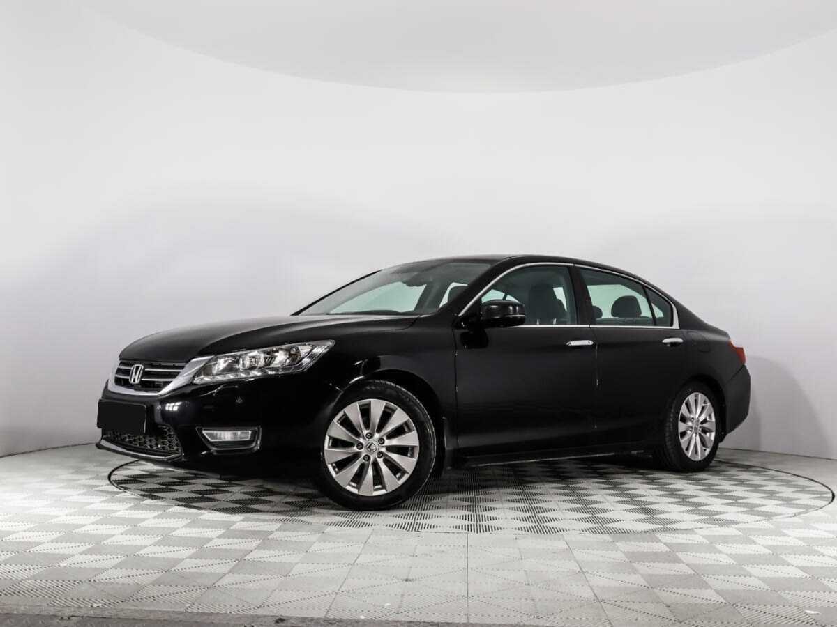 Honda Accord с пробегом — 2013 год. Фото: #0