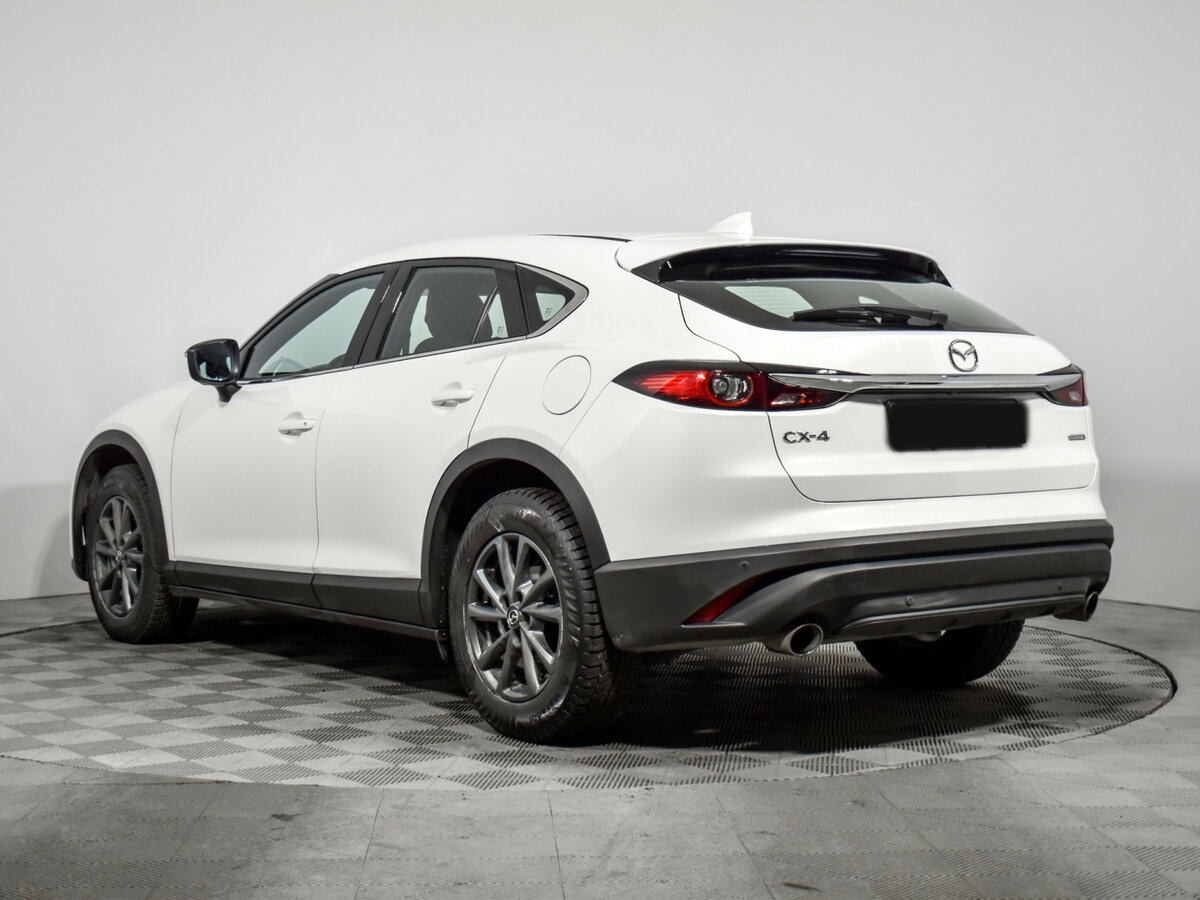Mazda CX-4 с пробегом — 2022 год. Фото: #6