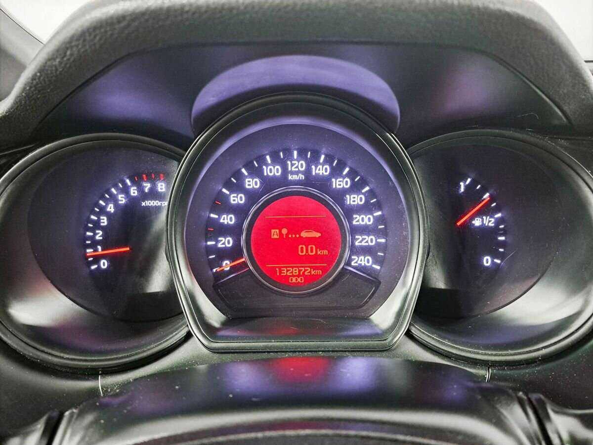 Kia Ceed с пробегом — 2015 год. Фото: #9