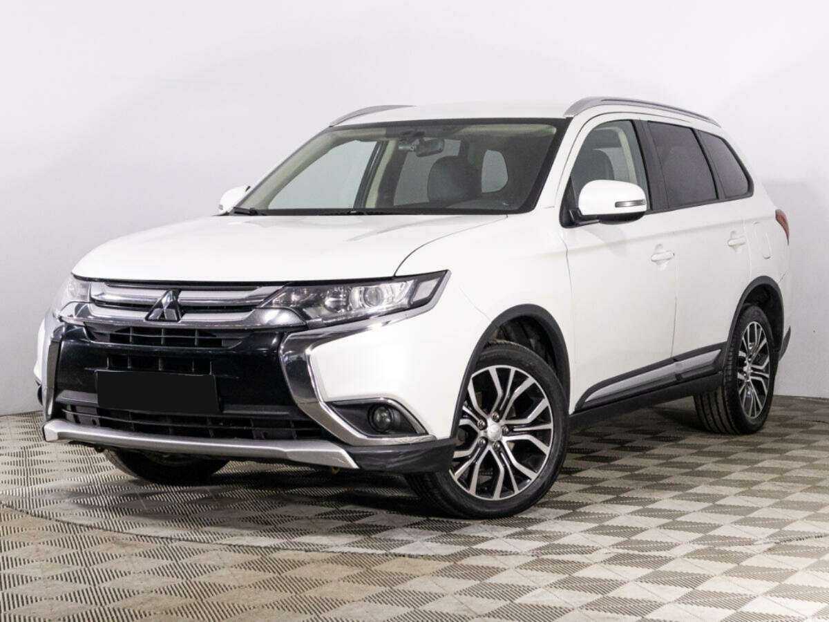 Mitsubishi Outlander с пробегом — 2017 год. Посмотреть фото