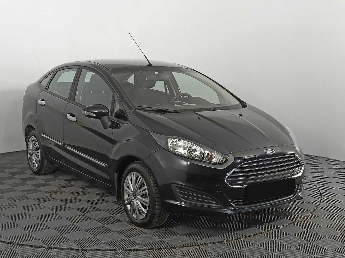 Ford Fiesta с пробегом — 2015 год. Фото: #2