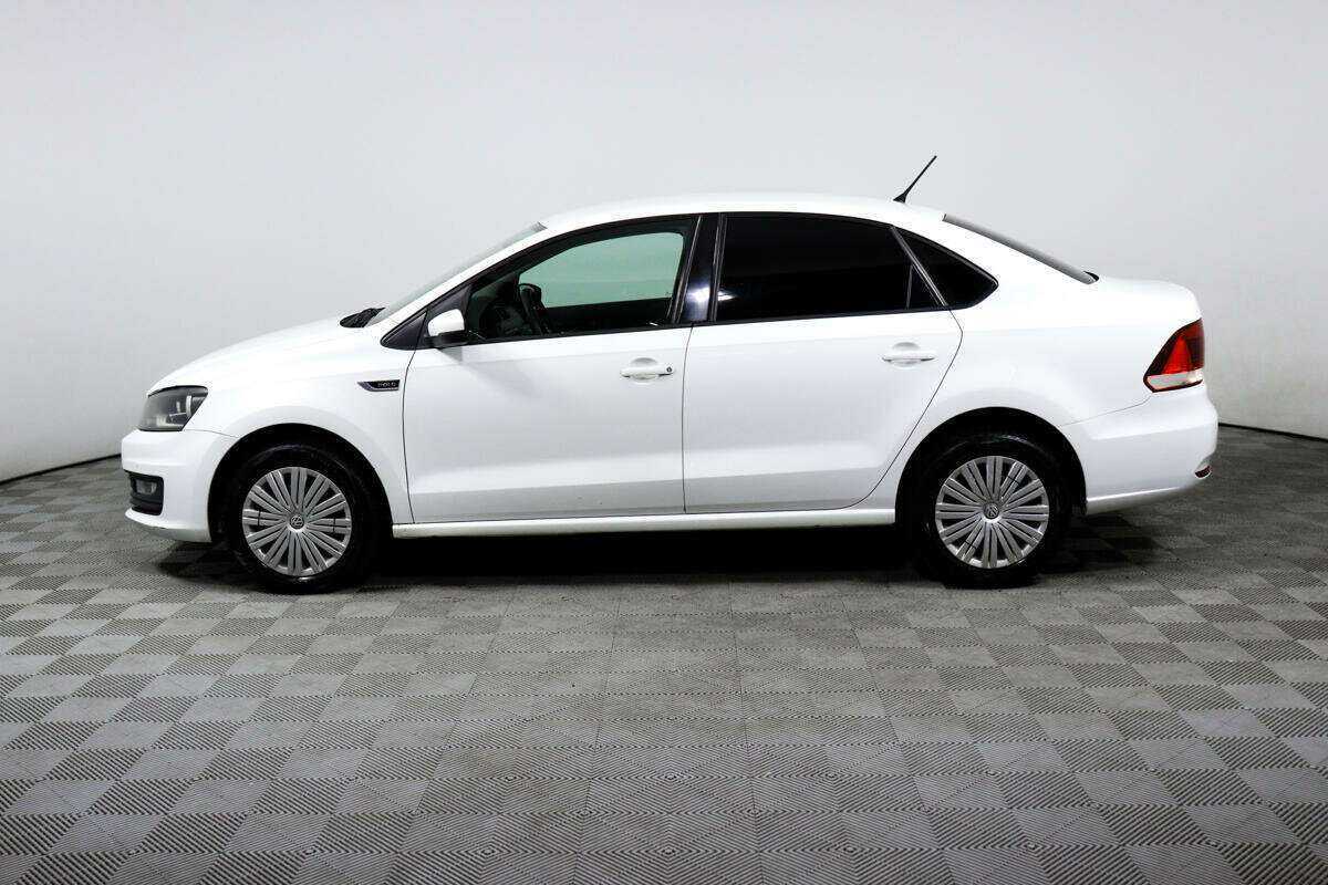 Volkswagen Polo с пробегом — 2016 год. Фото: #7