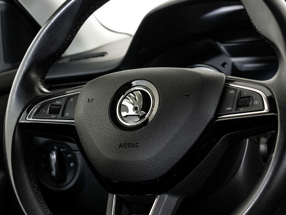 Skoda Octavia с пробегом — 2019 год. Фото: #10