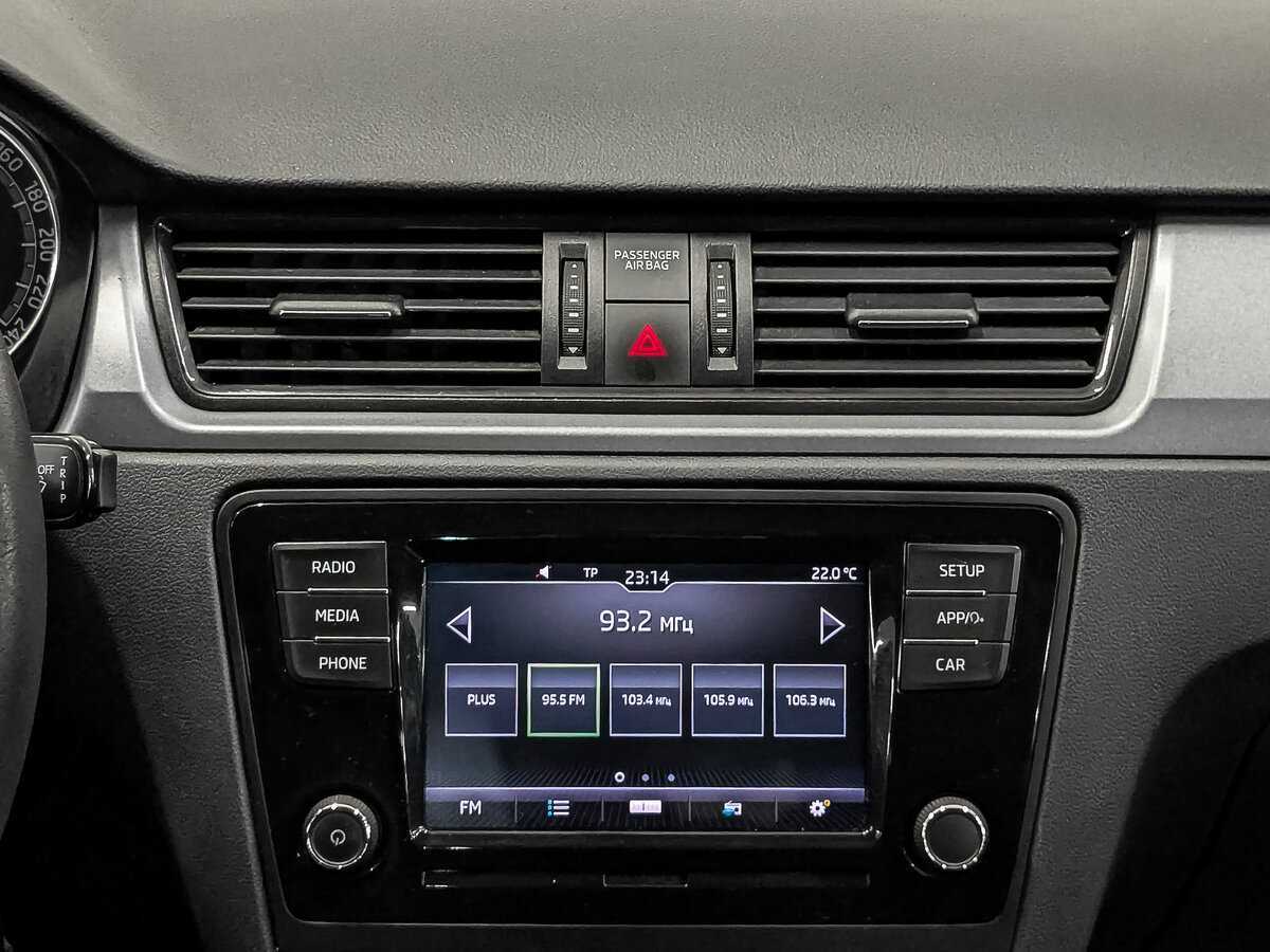 Skoda Rapid с пробегом — 2017 год. Фото: #14