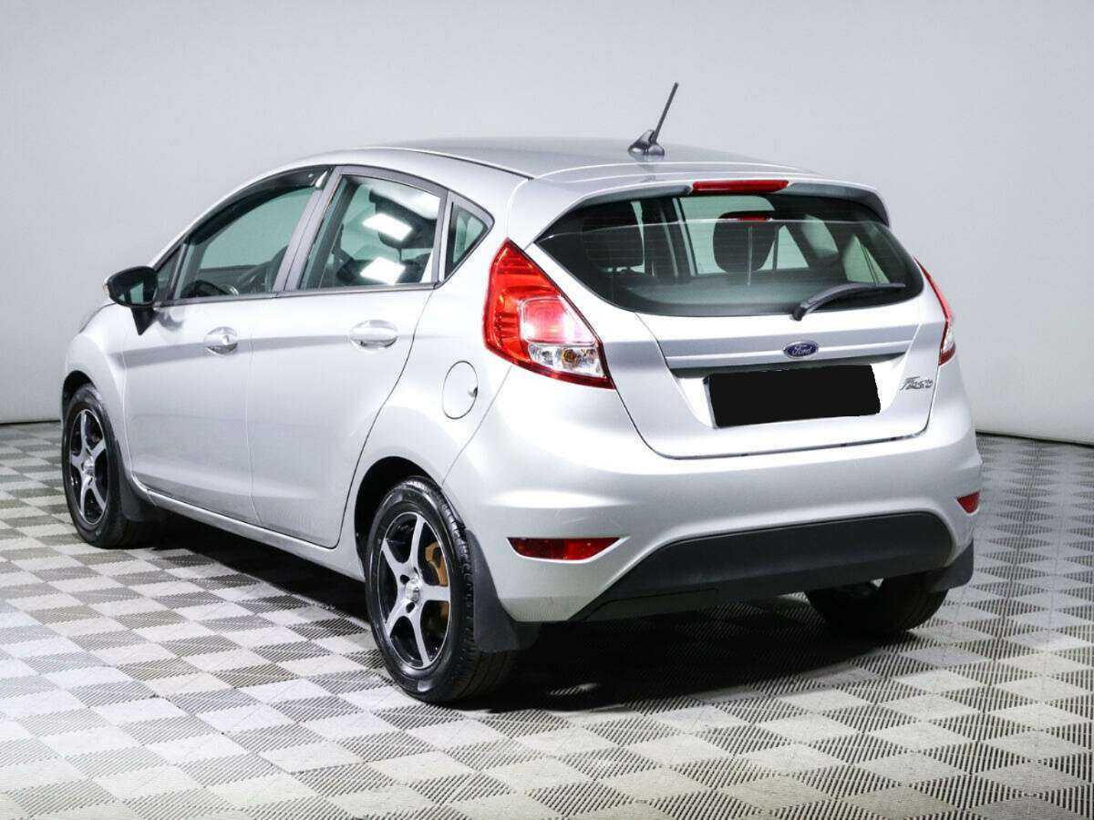 Ford Fiesta с пробегом — 2017 год. Фото: #6