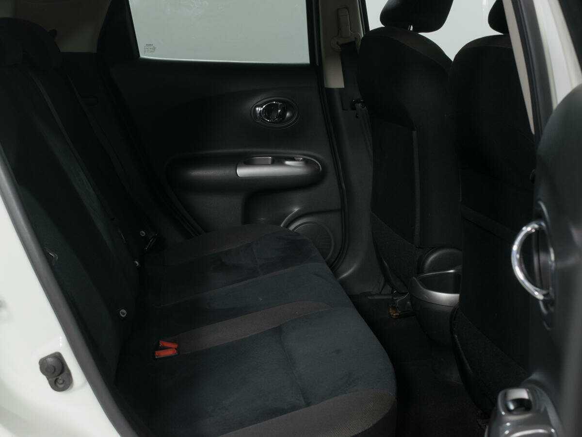 Nissan Juke с пробегом — 2012 год. Фото: #9